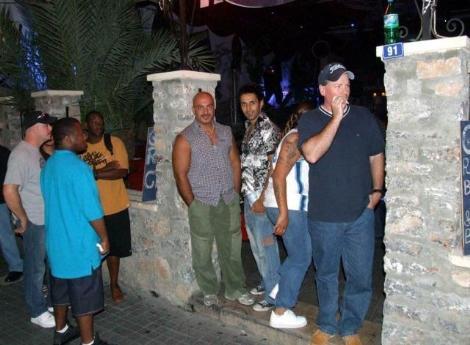 CONİLER Marmaris'te böyle dağıttı - Resim 1