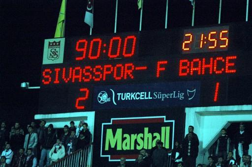 Sivasspor - Fenerbahçe maçı - Resim 27