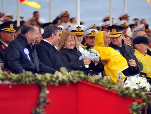 İlk MİLLİ SAVAŞ GEMİSİ denize indirildi