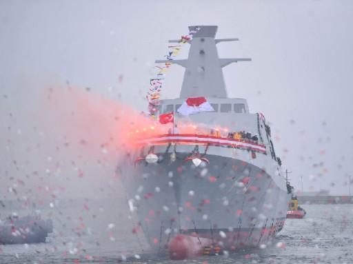 İlk MİLLİ SAVAŞ GEMİSİ denize indirildi