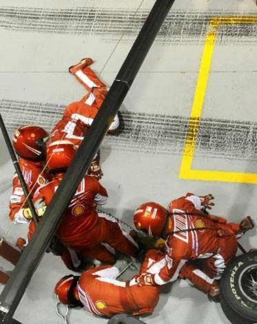 Formula 1'de inanılmaz hata - Resim 7