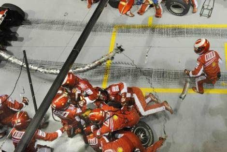 Formula 1'de inanılmaz hata - Resim 5
