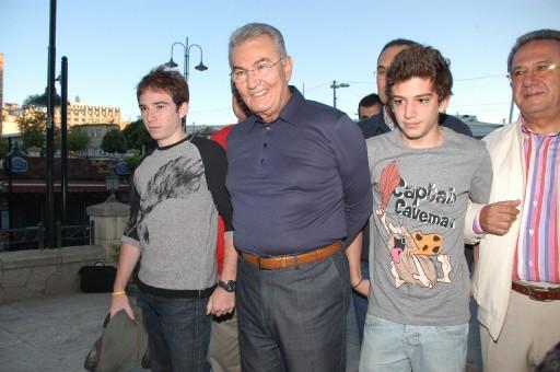 Liderler halkla iç içe