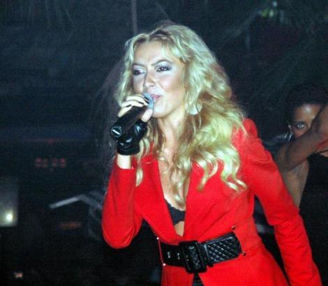 Hadise konserinde olay - Resim 5