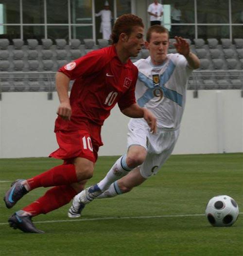 Milliler etek giydirdi FOTO GALERİ