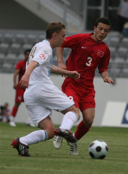 Milliler etek giydirdi FOTO GALERİ