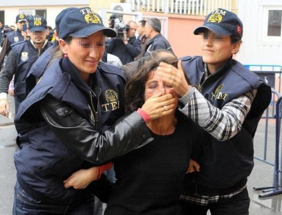 Bombacı adliyeye böyle getirildi - Resim 1