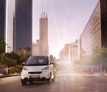 Elektrikli Smart sokaklarda