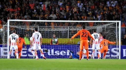 Galatasaray - Olympiakos maçı - Resim 18