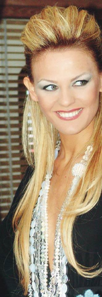 Burcu Günay - Resim 3