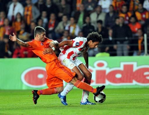 Galatasaray - Olympiakos maçı - Resim 13