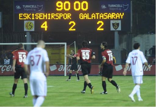 Eskişehirspor - Galatasaray maçı - Resim 28