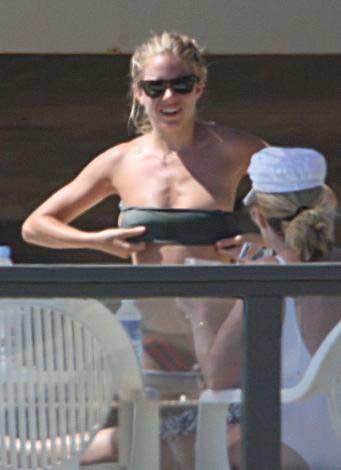 Sienna Miller - Resim 1