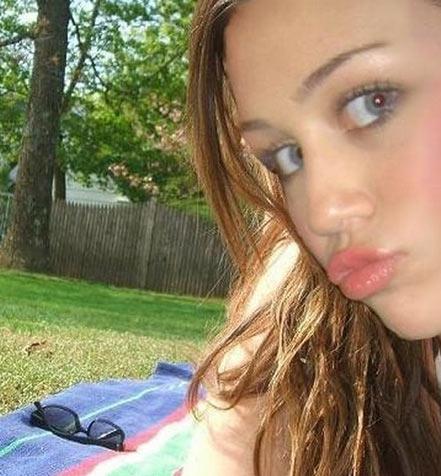  Dünyanın en zengin çocuğu: MILEY Cyrus 