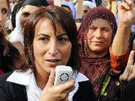Kadın Yürüyüşü PKK gösterisine dönüştü - Resim 6