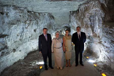 Türki Cumhuriyetlerin en zarif First Lady'si - Resim 19