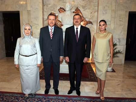 Türki Cumhuriyetlerin en zarif First Lady'si - Resim 20