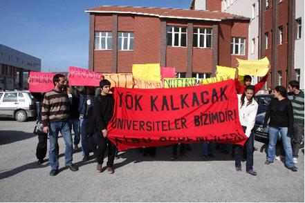 Tek slogan: KAHROLSUN YÖK - Resim 16