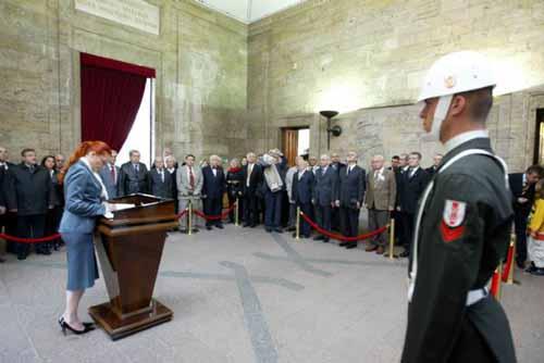 Hakan Şükür'ü ATA'ya şikayet ettiler