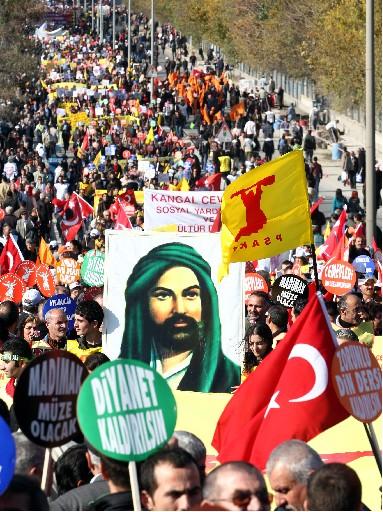 Büyük Alevi Yürüyüşü - Resim 2
