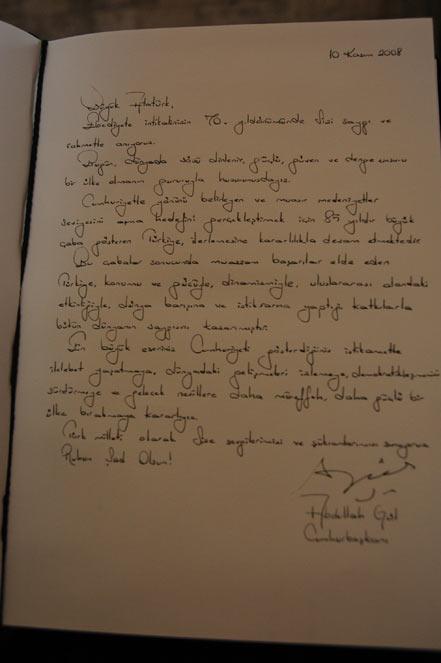 Herkes ATASINA koştu