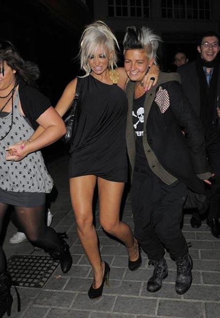 Jodie Marsh ve Kız arkadaşı Nina  - Resim 3