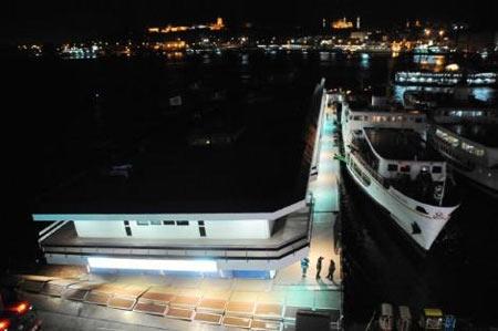 Karaköy İskelesi Tamamen Battı - Resim 12