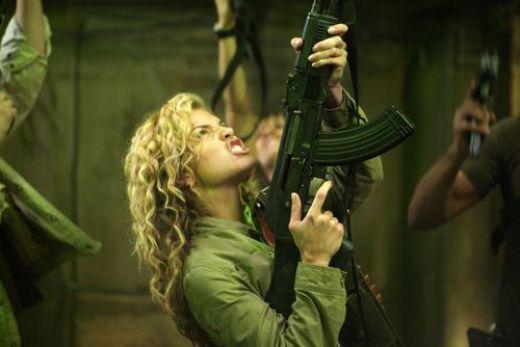  Annalynne McCord - Resim 25