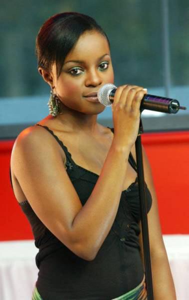 Keisha Buchanan - Resim 49