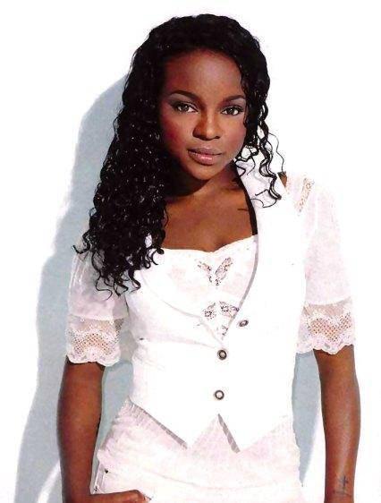 Keisha Buchanan - Resim 8