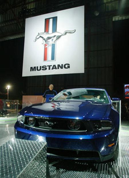 Göz kamaştıran 2010 model Mustang - Resim 21