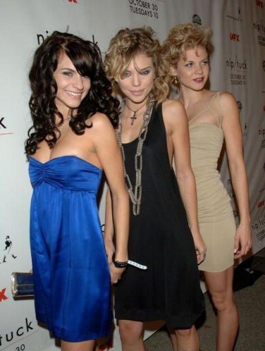  Annalynne McCord - Resim 19