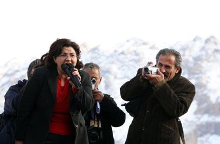 Emine Ayna Hakkari'de - Resim 9