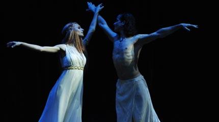 TROYA ayakta alkışlandı - Resim 12