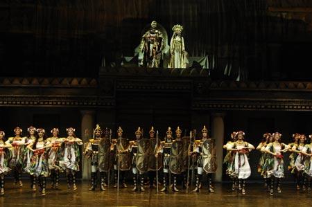 TROYA ayakta alkışlandı - Resim 7