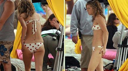 AnnaLyne McCord'dan alba pozu - Resim 11