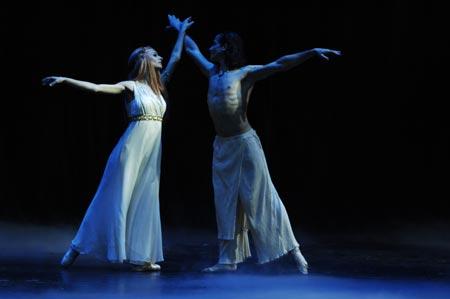 TROYA ayakta alkışlandı - Resim 4