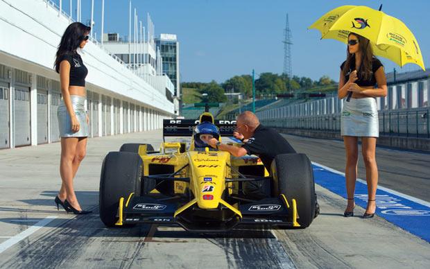 İşte Yürek HOPLATAN F1 güzelleri