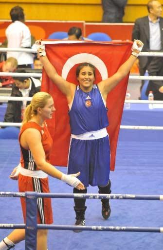 İşte ALTIN yumruklar - Resim 1