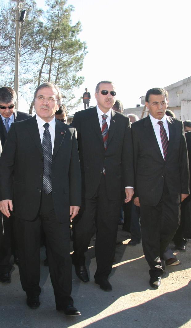 Yenge evde torun bakıyor - Resim 3