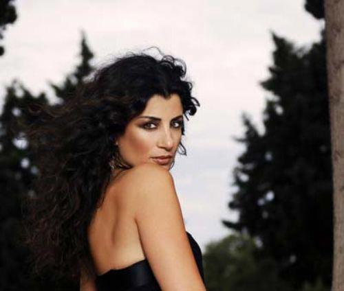 İlk Arapça erotik dergi Jassad