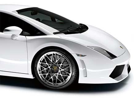 Yılın spor otomobili Lamborghini - Resim 4