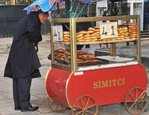 Erdoğan simit aldı