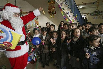 Dünya NOEL'i kutluyor - Resim 7