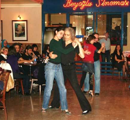 Rock'n Roll'un horonla DANSI - Resim 8
