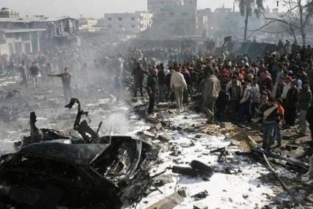 İsrail Filistin'i bombaladı