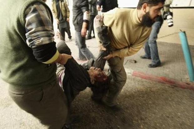 İsrail Filistin'i bombaladı