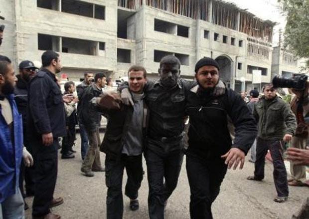 İsrail Filistin'i bombaladı