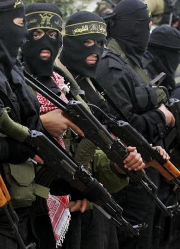 İsrail Filistin'i bombaladı