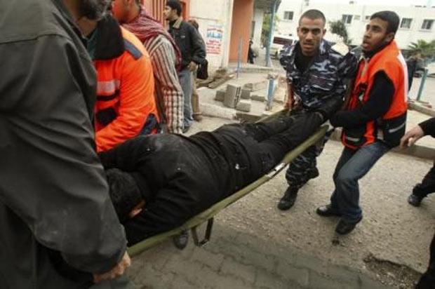 İsrail Filistin'i bombaladı